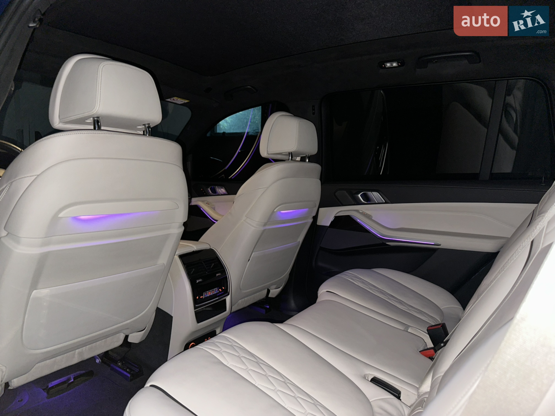 2020 BMW X7 - мініатюра 36