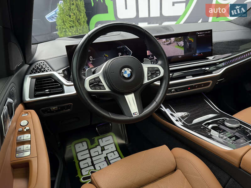 Внедорожник / Кроссовер BMW X7 2022 в Киеве