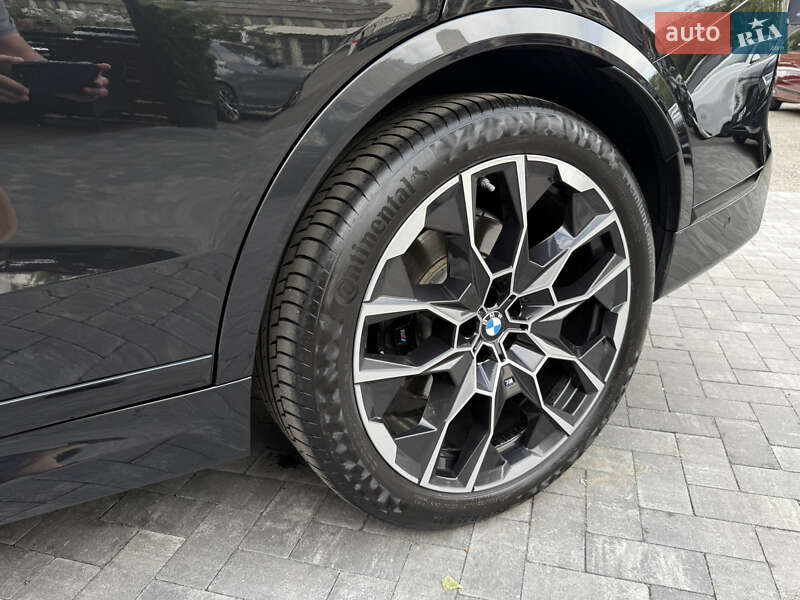 Внедорожник / Кроссовер BMW X7 2022 в Киеве