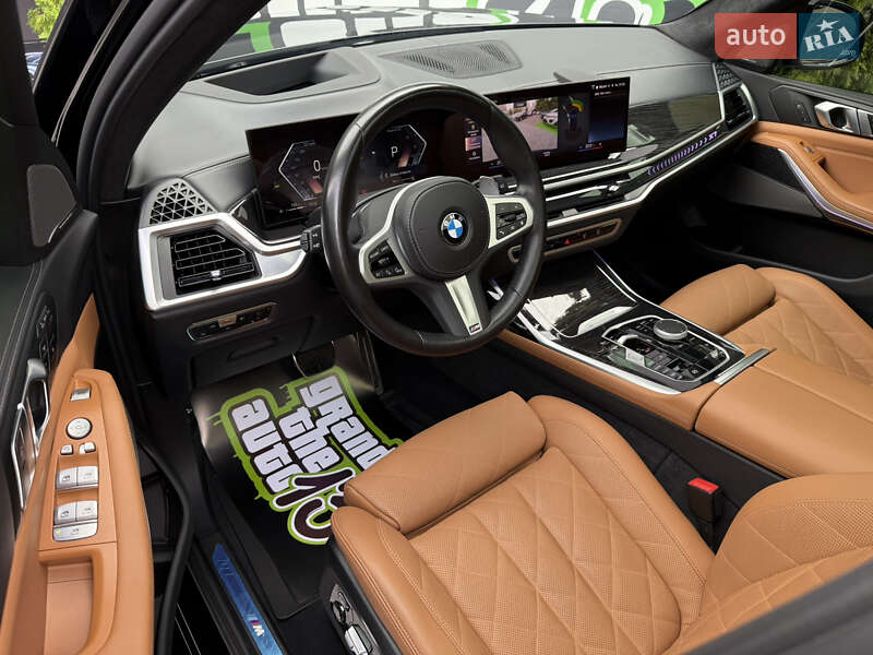 Внедорожник / Кроссовер BMW X7 2022 в Киеве