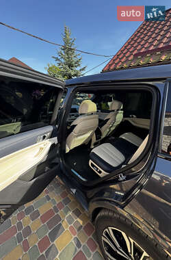 Внедорожник / Кроссовер BMW X7 2019 в 