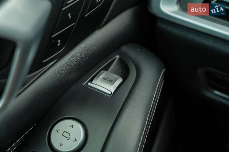 Позашляховик / Кросовер BMW X7 2022 в Чернівцях