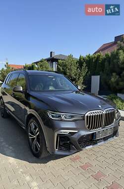 Позашляховик / Кросовер BMW X7 2020 в 