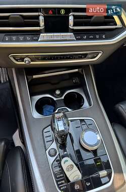 Позашляховик / Кросовер BMW X7 2020 в 