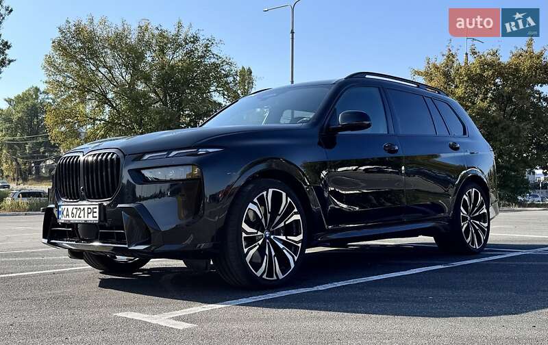 BMW X7 2023