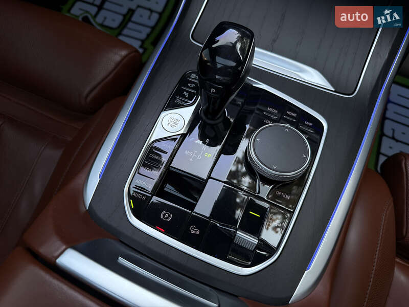 Внедорожник / Кроссовер BMW X7 2020 в Киеве