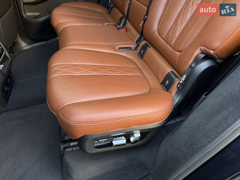 Внедорожник / Кроссовер BMW X7 2020 в Киеве