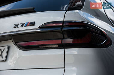 Внедорожник / Кроссовер BMW X7 2023 в 