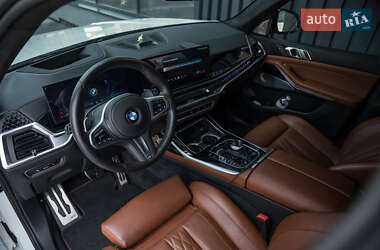 Внедорожник / Кроссовер BMW X7 2023 в 