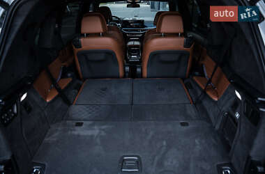 Внедорожник / Кроссовер BMW X7 2023 в 