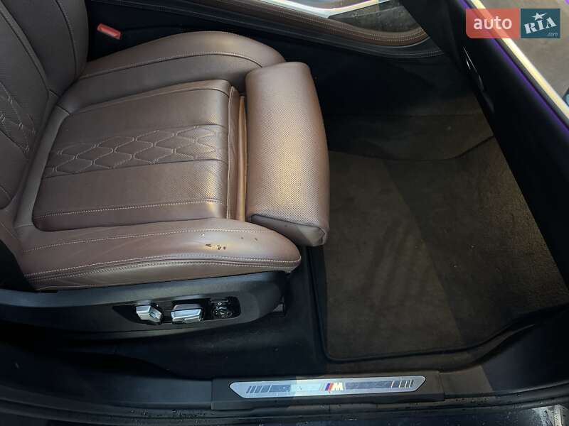 Позашляховик / Кросовер BMW X7 2020 в Тернополі