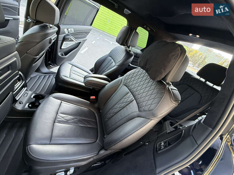 Внедорожник / Кроссовер BMW X7 2021 в Киеве