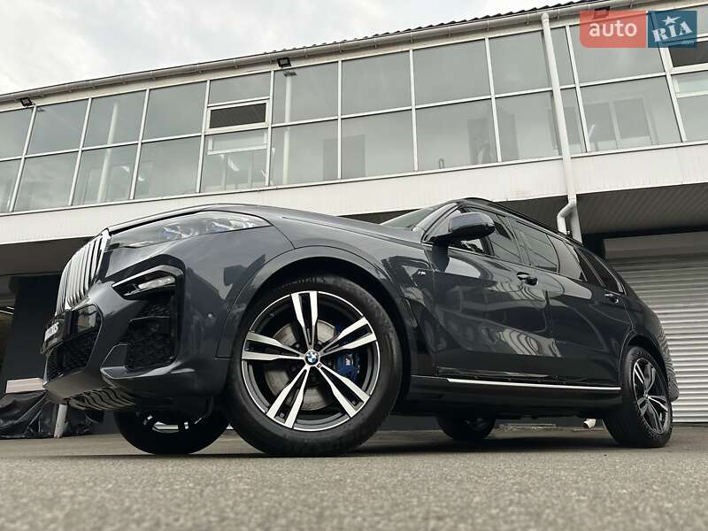 Внедорожник / Кроссовер BMW X7 2020 в Киеве