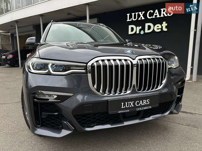 Внедорожник / Кроссовер BMW X7 2020 в Киеве