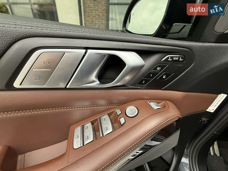 Внедорожник / Кроссовер BMW X7 2019 в Тернополе