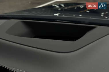 Внедорожник / Кроссовер BMW X7 2025 в 