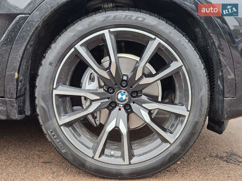 Внедорожник / Кроссовер BMW X7 2022 в Киеве