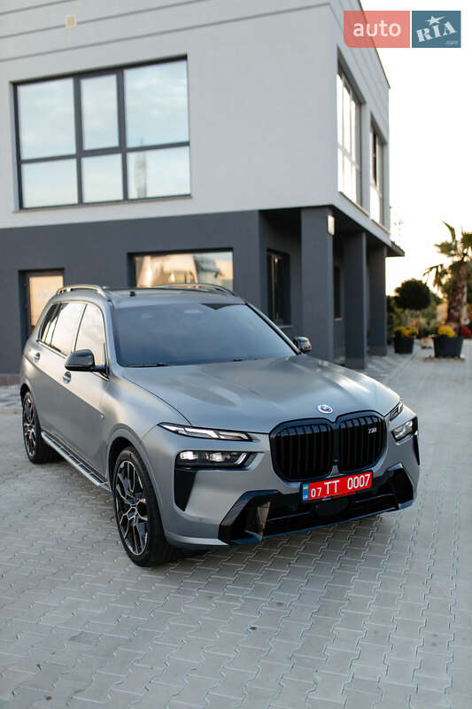 Внедорожник / Кроссовер BMW X7 2023 в Мукачево