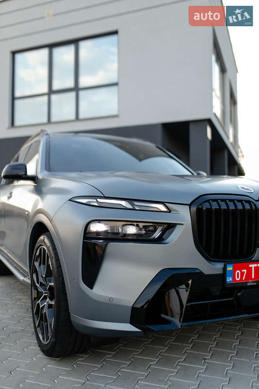 Внедорожник / Кроссовер BMW X7 2023 в Мукачево