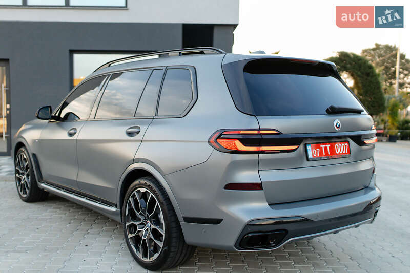 Внедорожник / Кроссовер BMW X7 2023 в Мукачево