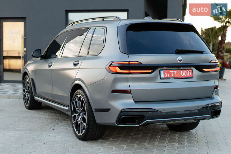 Внедорожник / Кроссовер BMW X7 2023 в Мукачево