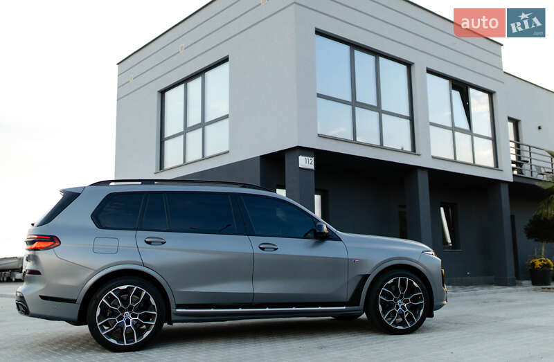 Внедорожник / Кроссовер BMW X7 2023 в Мукачево