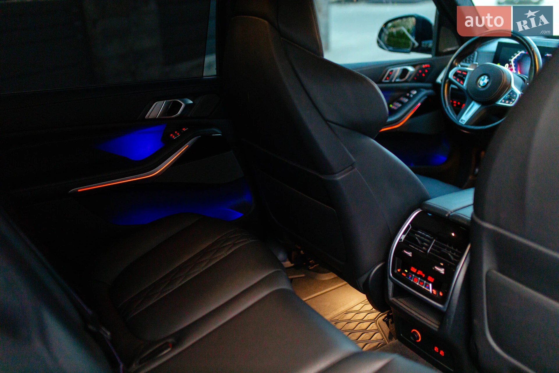 2023 BMW X7 - мініатюра 194