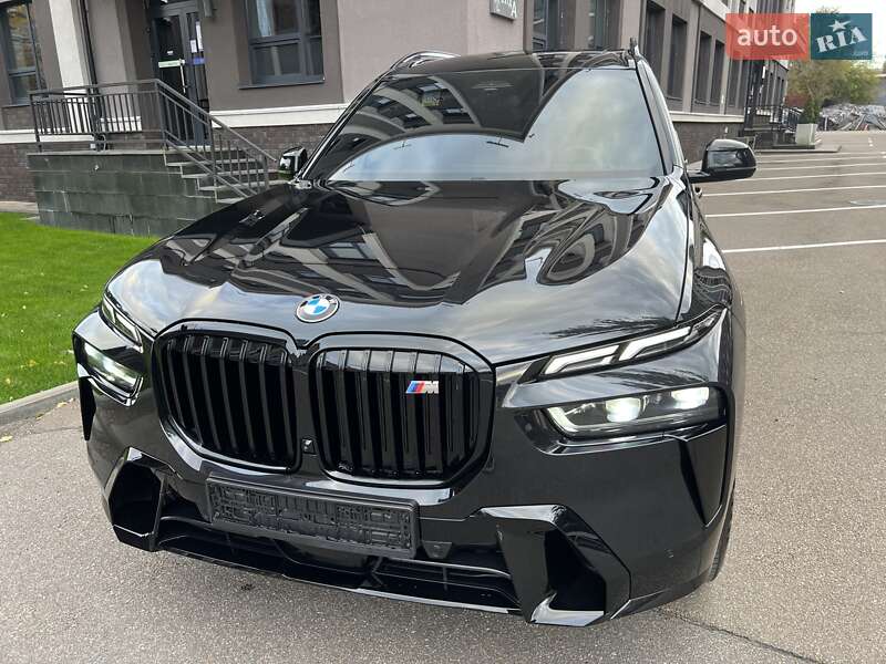 BMW X7 2023