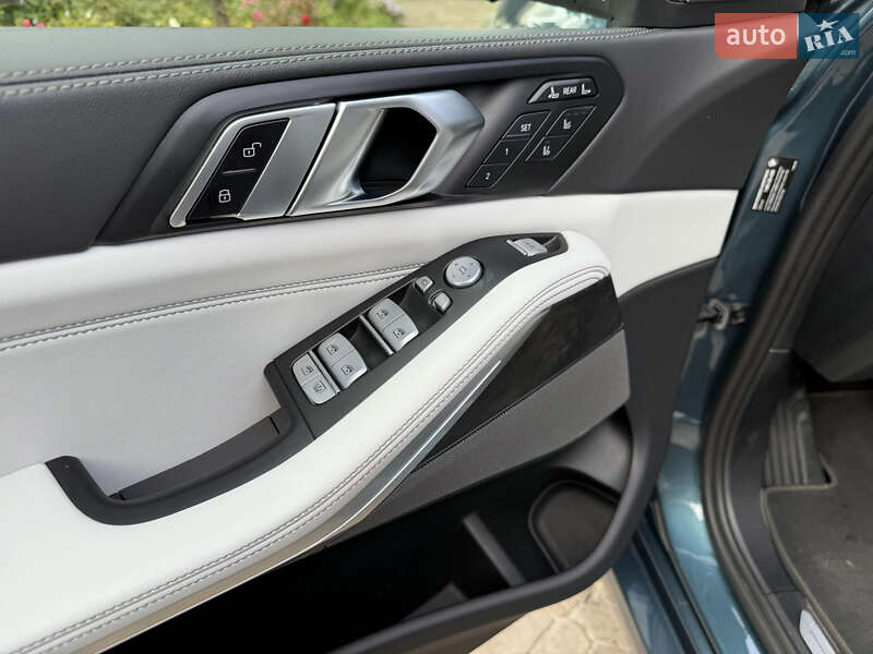 Позашляховик / Кросовер BMW X7 2023 в Дніпрі фото 19 Позашляховик / Кросовер BMW X7 2023 в Дніпрі