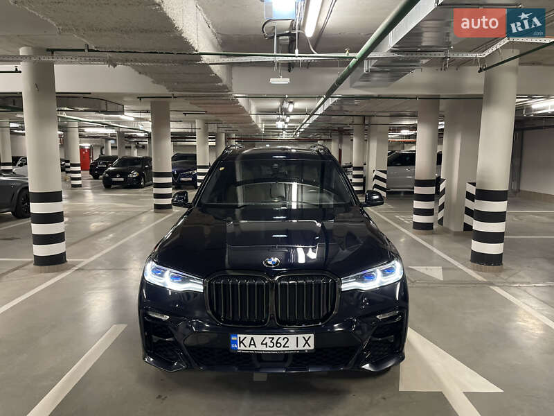 BMW X7 2022