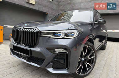 Внедорожник / Кроссовер BMW X7 2022 в 
