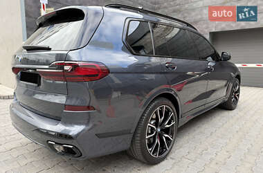 Внедорожник / Кроссовер BMW X7 2022 в 
