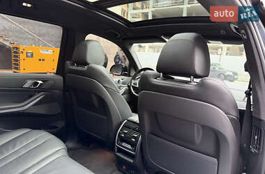 Внедорожник / Кроссовер BMW X7 2022 в 