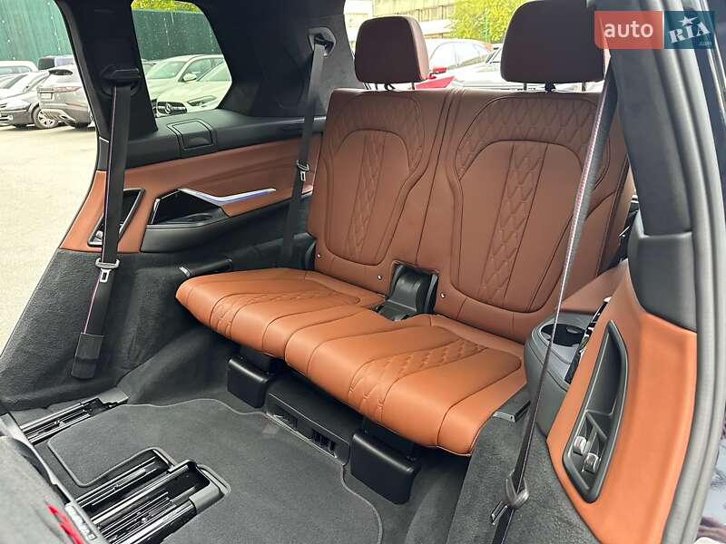 Внедорожник / Кроссовер BMW X7 2022 в Киеве