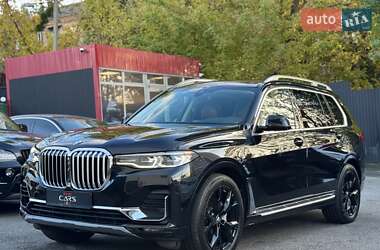 Внедорожник / Кроссовер BMW X7 2020 в 
