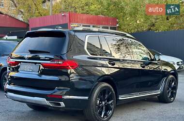 Внедорожник / Кроссовер BMW X7 2020 в 