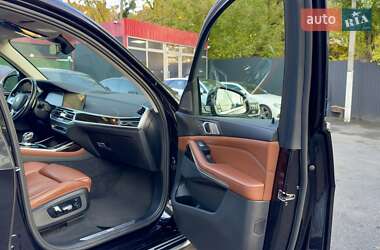 Внедорожник / Кроссовер BMW X7 2020 в 
