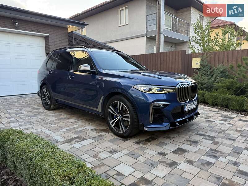 Внедорожник / Кроссовер BMW X7 2020 в Киеве