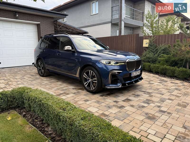Внедорожник / Кроссовер BMW X7 2020 в Киеве