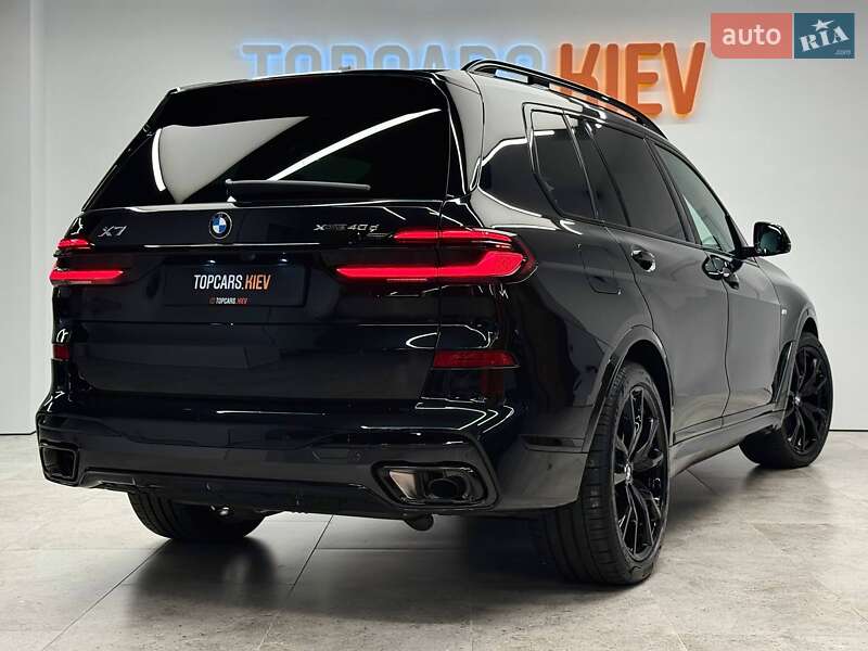 Внедорожник / Кроссовер BMW X7 2025 в Киеве