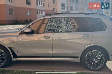 Позашляховик / Кросовер BMW X7 2024 в  фото 5 Позашляховик / Кросовер BMW X7 2024 в