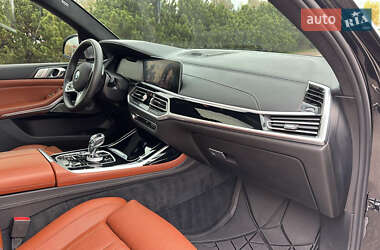 Внедорожник / Кроссовер BMW X7 2020 в 