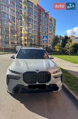 Позашляховик / Кросовер BMW X7 2024 в  фото 2 Позашляховик / Кросовер BMW X7 2024 в