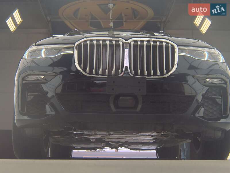 Позашляховик / Кросовер BMW X7 2021 в Києві