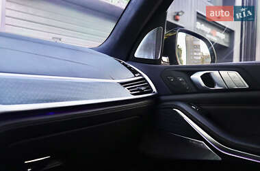 Внедорожник / Кроссовер BMW X7 2020 в  фото 45 Внедорожник / Кроссовер BMW X7 2020 в