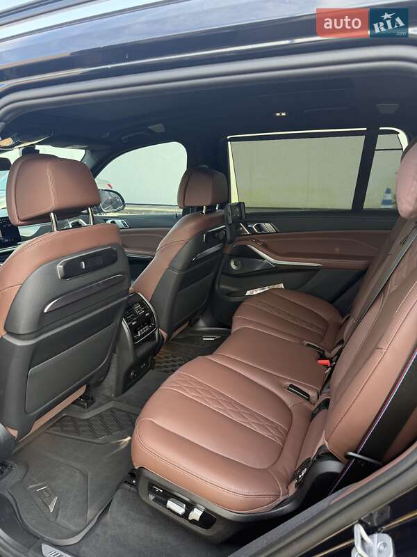 Внедорожник / Кроссовер BMW X7 2024 в Киеве фото 35 Внедорожник / Кроссовер BMW X7 2024 в Киеве