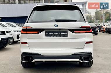 Внедорожник / Кроссовер BMW X7 2024 в 