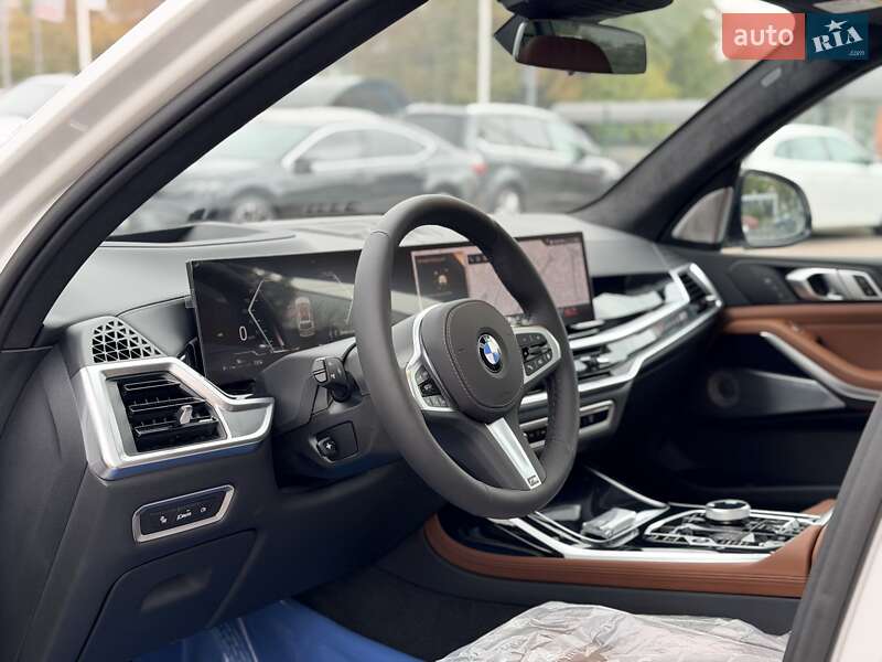 Внедорожник / Кроссовер BMW X7 2024 в Киеве
