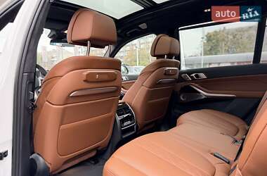 Внедорожник / Кроссовер BMW X7 2024 в 