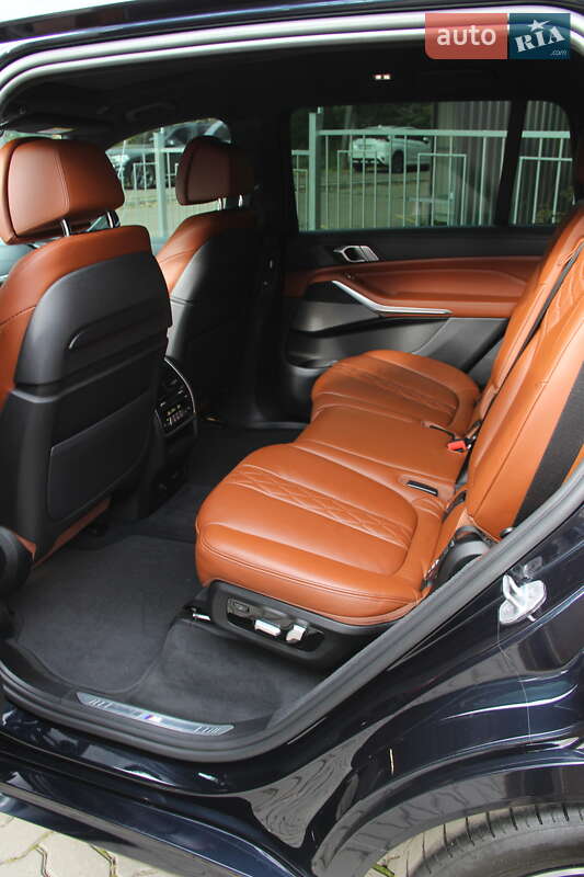 Внедорожник / Кроссовер BMW X7 2021 в Черкассах фото 34 Внедорожник / Кроссовер BMW X7 2021 в Черкассах